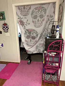 lolabunny9 online show from December 10, 2024, 5:00 pm