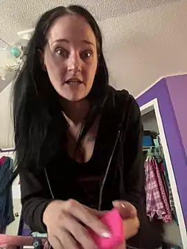 lolabunny9 online show from December 28, 2024, 5:35 pm