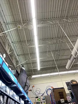 lolabunny9 online show from February 26, 2025, 6:00 pm