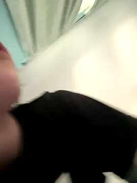 lolabunny9 online show from September 24, 2025, 3:15 pm