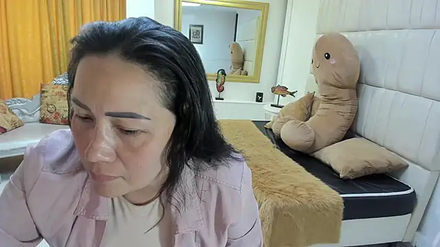 gaby trent online show from September 13, 2025, 2:17 pm