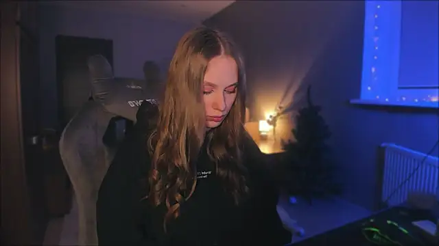 Rachel Ro online show from December 16, 2024, 1:21 am