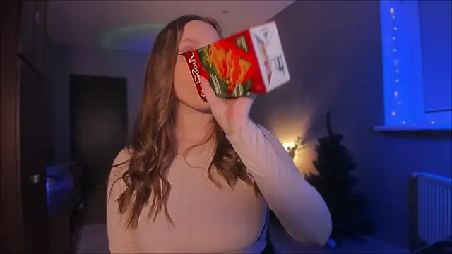 Rachel Ro online show from December 19, 2024, 1:18 am