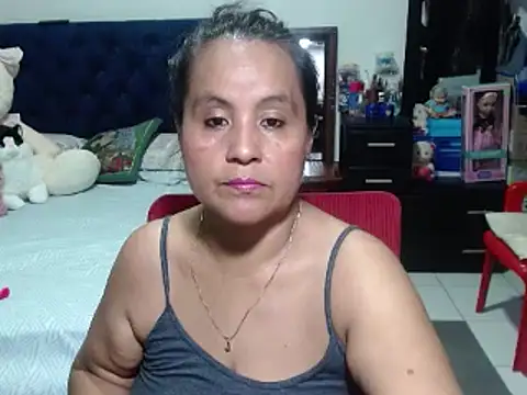 Snapshot of pervert_mommy_ chatting on January 3, 2025, 10:20 am pervert mommy online show from January 3, 2025, 10:20 am