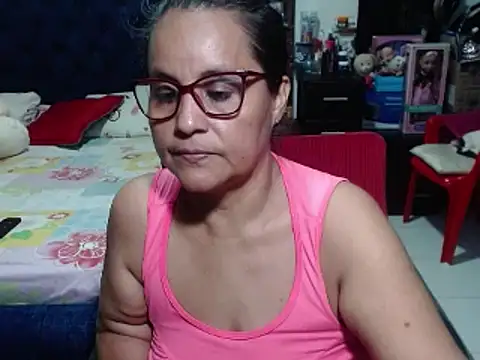 Snapshot of pervert_mommy_ chatting on January 26, 2025, 3:14 pm pervert mommy online show from January 26, 2025, 3:14 pm