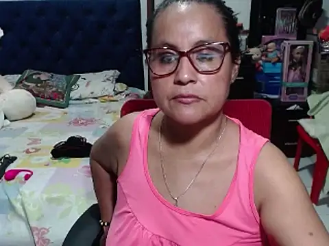 Snapshot of pervert_mommy_ chatting on February 4, 2025, 3:47 pm pervert mommy online show from February 4, 2025, 3:47 pm