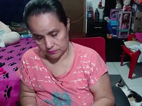 Snapshot of pervert_mommy_ chatting on February 14, 2025, 10:07 am pervert mommy online show from February 14, 2025, 10:07 am