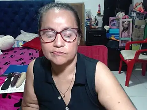 Snapshot of pervert_mommy_ chatting on February 19, 2025, 1:28 pm pervert mommy online show from February 19, 2025, 1:28 pm