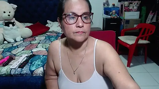 Snapshot of pervert_mommy_ chatting on March 17, 2025, 9:55 am pervert mommy online show from March 17, 2025, 9:55 am