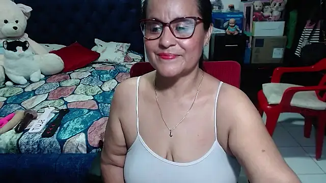 Snapshot of pervert_mommy_ chatting on March 17, 2025, 12:57 pm pervert mommy online show from March 17, 2025, 12:57 pm