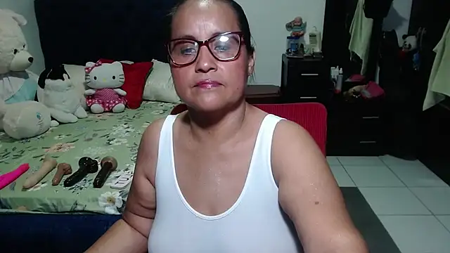 Snapshot of pervert_mommy_ chatting on September 10, 2025, 11:32 am pervert mommy online show from September 10, 2025, 11:32 am
