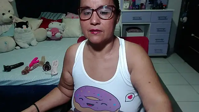 Snapshot of pervert_mommy_ chatting on November 14, 2025, 10:58 am pervert mommy online show from November 14, 2025, 10:58 am