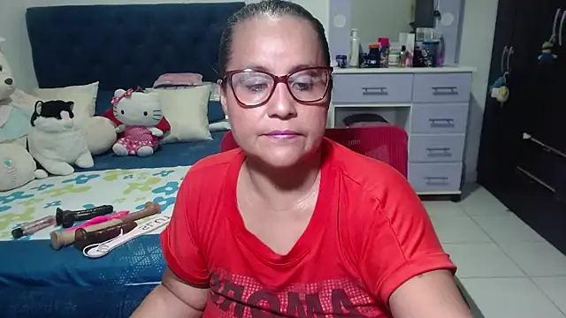 Snapshot of pervert_mommy_ chatting on November 28, 2025, 9:45 am pervert mommy online show from November 28, 2025, 9:45 am