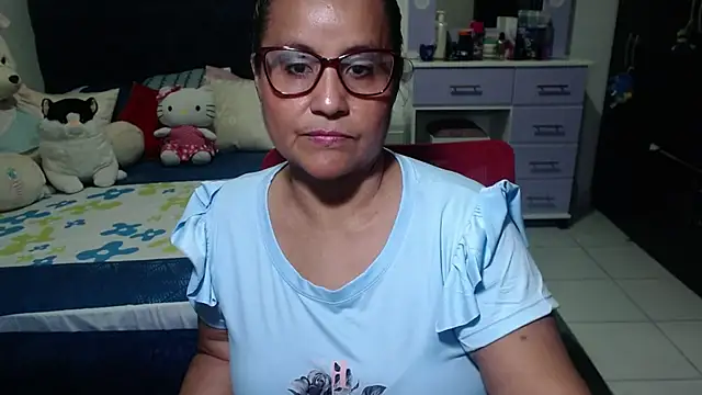 Snapshot of pervert_mommy_ chatting on November 29, 2025, 12:30 pm pervert mommy online show from November 29, 2025, 12:30 pm