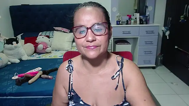 Snapshot of pervert_mommy_ chatting on December 1, 2025, 10:53 am pervert mommy online show from December 1, 2025, 10:53 am