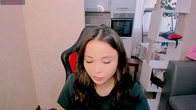 AyaMoon online show from October 23, 2025, 4:56 am