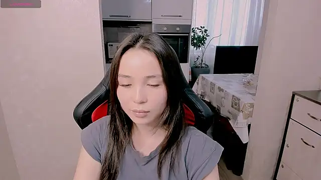 AyaMoon online show from November 12, 2025, 5:30 am