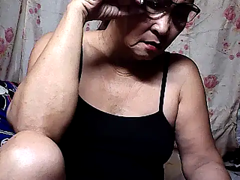 Snapshot of hotwetgran chatting on December 8, 2024, 11:51 pm hotwetgran online show from December 8, 2024, 11:51 pm