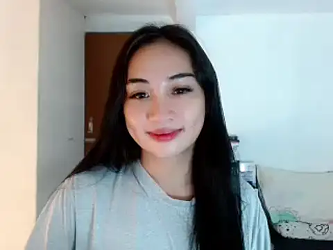 SweetLilly 18 online show from December 18, 2024, 3:00 pm