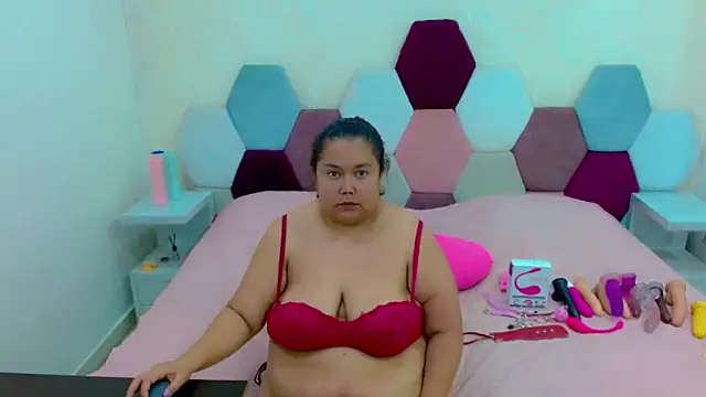 Snapshot of angel_blue chatting on March 18, 2025, 4:37 pm angel blue online show from March 18, 2025, 4:37 pm