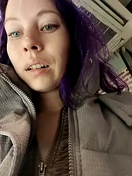 Frost foxy online show from December 22, 2024, 6:39 am