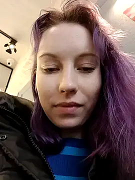 Frost foxy online show from February 24, 2025, 10:26 am