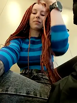 Frost foxy online show from October 18, 2025, 2:25 am