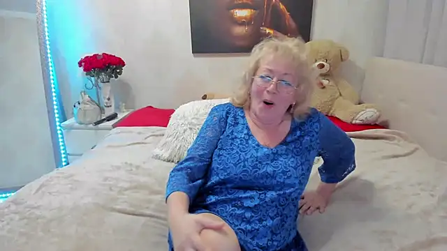 Snapshot of laylaroma chatting on November 17, 2025, 2:34 pm laylaroma online show from November 17, 2025, 2:34 pm