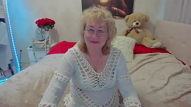 Snapshot of laylaroma chatting on November 23, 2025, 7:08 am laylaroma online show from November 23, 2025, 7:08 am