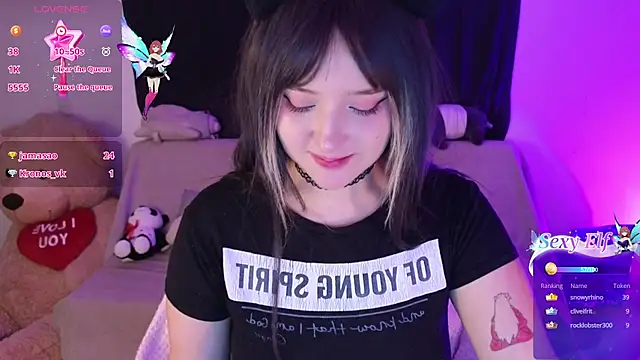 KuroChan420 online show from February 28, 2025, 1:47 am