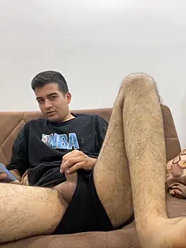 Snapshot of Ffhdr chatting on October 10, 2025, 5:56 pm Ffhdr online show from October 10, 2025, 5:56 pm