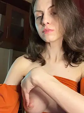 MissAnuta online show from November 1, 2025, 2:46 am