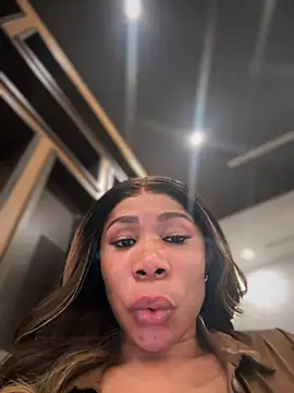 Snapshot of Belle___ chatting on February 2, 2025, 1:02 am Belle    online show from February 2, 2025, 1:02 am