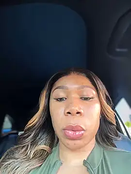 Snapshot of Belle___ chatting on February 2, 2025, 2:13 pm Belle    online show from February 2, 2025, 2:13 pm