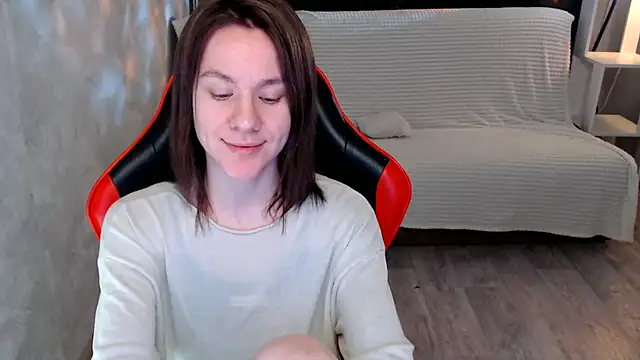 Snapshot of Mila_Jon chatting on December 4, 2025, 3:16 am Mila Jon online show from December 4, 2025, 3:16 am