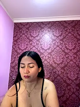 Snapshot of juliana_diaz chatting on December 1, 2025, 11:37 am juliana diaz online show from December 1, 2025, 11:37 am