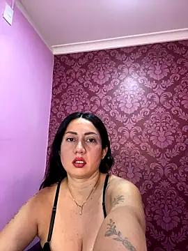 Snapshot of juliana_diaz chatting on December 3, 2025, 11:19 am juliana diaz online show from December 3, 2025, 11:19 am