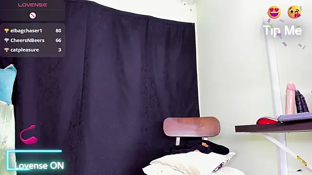 Snapshot of ElikoLanny_ chatting on February 7, 2025, 3:34 am ElikoLanny online show from February 7, 2025, 3:34 am