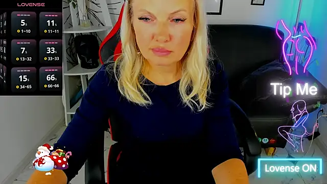 Abby Moore  online show from March 2, 2025, 11:09 pm