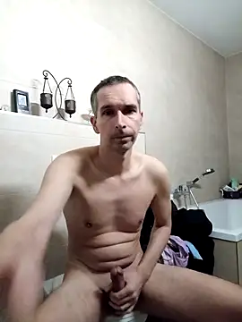 Snapshot of Geiler-boy313 chatting on February 12, 2025, 8:29 pm Geiler-boy313 online show from February 12, 2025, 8:29 pm