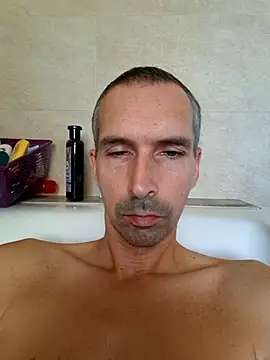 Snapshot of Geiler-boy313 chatting on October 3, 2025, 11:07 am Geiler-boy313 online show from October 3, 2025, 11:07 am