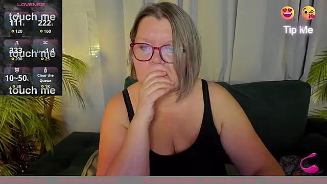 Shannonshine online show from September 30, 2025, 5:23 am