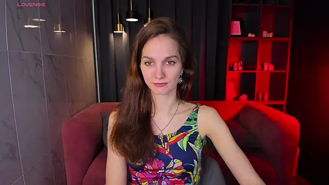 Snapshot of MirandaGlow chatting on March 21, 2025, 8:50 am MirandaGlow online show from March 21, 2025, 8:50 am