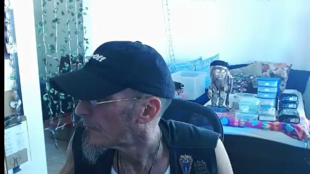 Snapshot of mycock2474u chatting on February 26, 2025, 9:16 pm mycock2474u online show from February 26, 2025, 9:16 pm