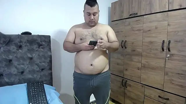 santi hothot online show from November 9, 2025, 8:18 pm