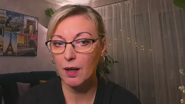 Snapshot of vanessa_chat chatting on January 8, 2025, 5:48 pm vanessa chat online show from January 8, 2025, 5:48 pm