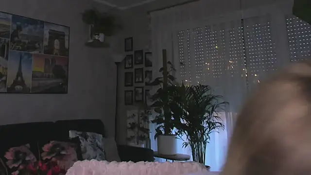 Snapshot of vanessa_chat chatting on January 15, 2025, 2:35 pm vanessa chat online show from January 15, 2025, 2:35 pm