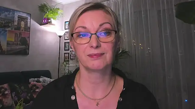 Snapshot of vanessa_chat chatting on January 22, 2025, 8:38 pm vanessa chat online show from January 22, 2025, 8:38 pm