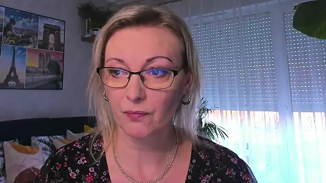 Snapshot of vanessa_chat chatting on February 3, 2025, 2:24 pm vanessa chat online show from February 3, 2025, 2:24 pm