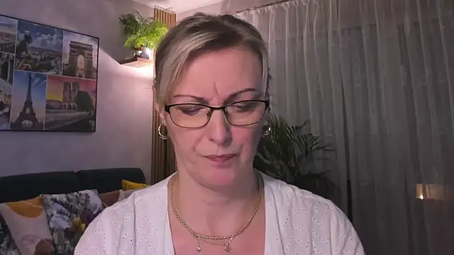 Snapshot of vanessa_chat chatting on February 12, 2025, 6:30 pm vanessa chat online show from February 12, 2025, 6:30 pm